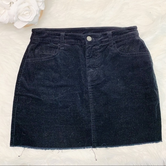 Forever 21 Black Velvet Mini Skirt - Picture 2 of 5